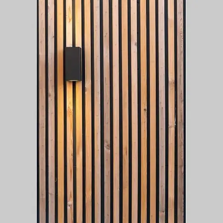 Apartment Boonuz Guesthouse, Luxe Duplex In Centrum Met Prive Lounge Terras En Ir Sauna Ypres