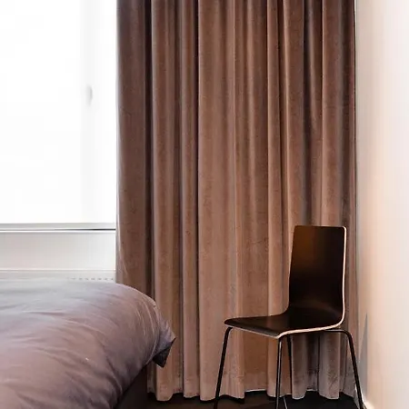 Boonuz Guesthouse, Luxe Duplex In Centrum Met Prive Lounge Terras En Ir Sauna Apartment